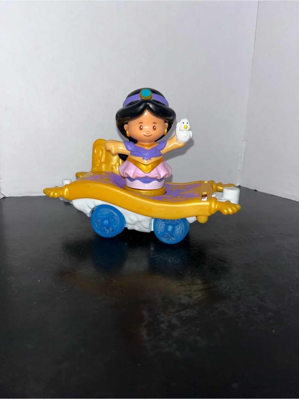 Fisher-Price Little People Jasmine Princess Parade Float